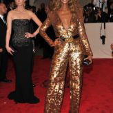 Las celebrities BEST DRESSED del año